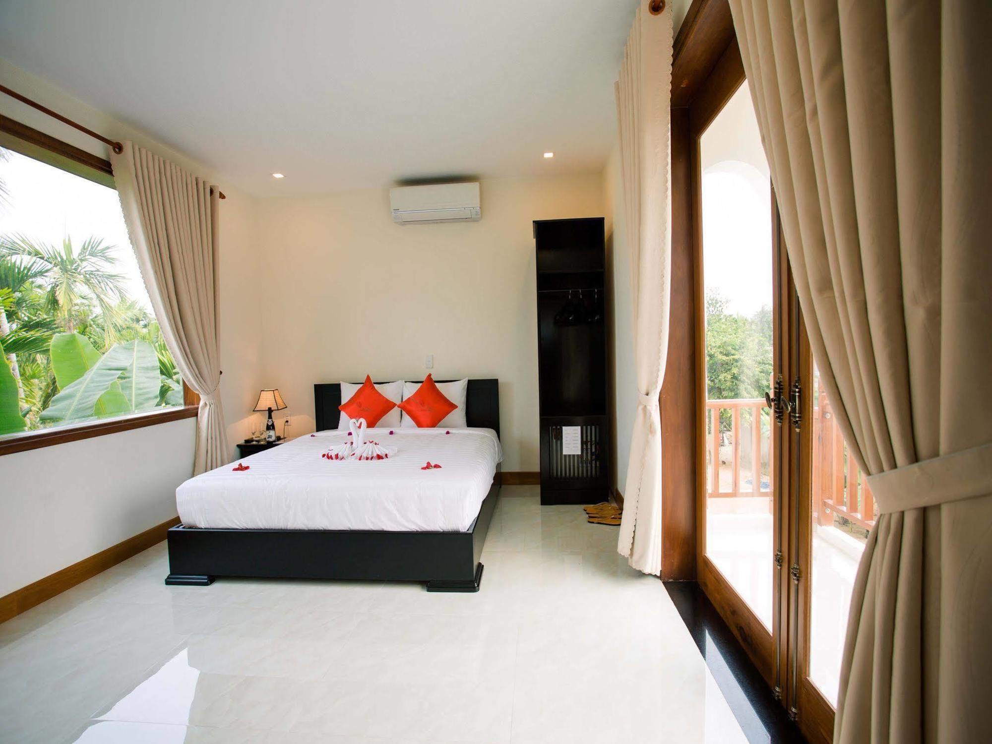 New Sunshine Homestay Проживание в семье Хойан